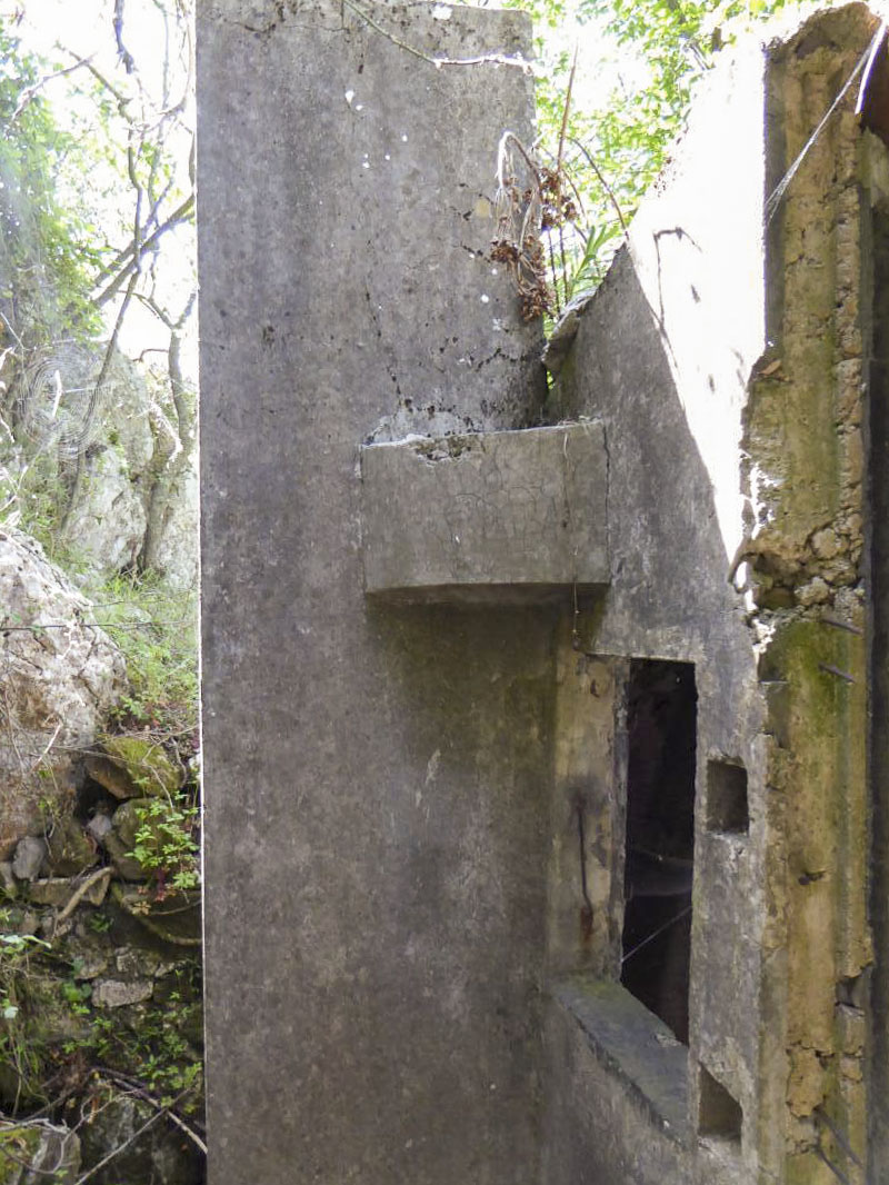 Ligne Maginot - LA PENA (PE) - (Ouvrage d'infanterie) - Arrière du casernement - ELLENA-CUNY
