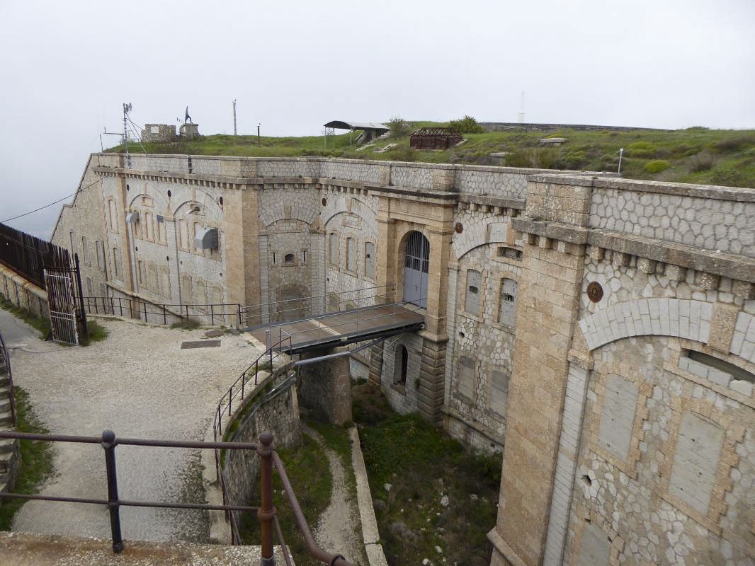 Ligne Maginot - MONT CHAUVE D'ASPREMONT - (Central téléphonique isolé) -  - ELLENA - CUNY
