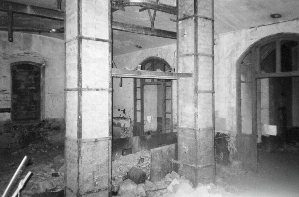 Ligne Maginot - MONT CHAUVE D'ASPREMONT - (Central téléphonique isolé) - Dans le casernement - Alain LOVINY