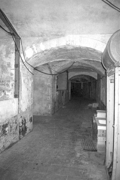 Ligne Maginot - MONT CHAUVE D'ASPREMONT - (Central téléphonique isolé) - Galerie de communication interne - Alain LOVINY