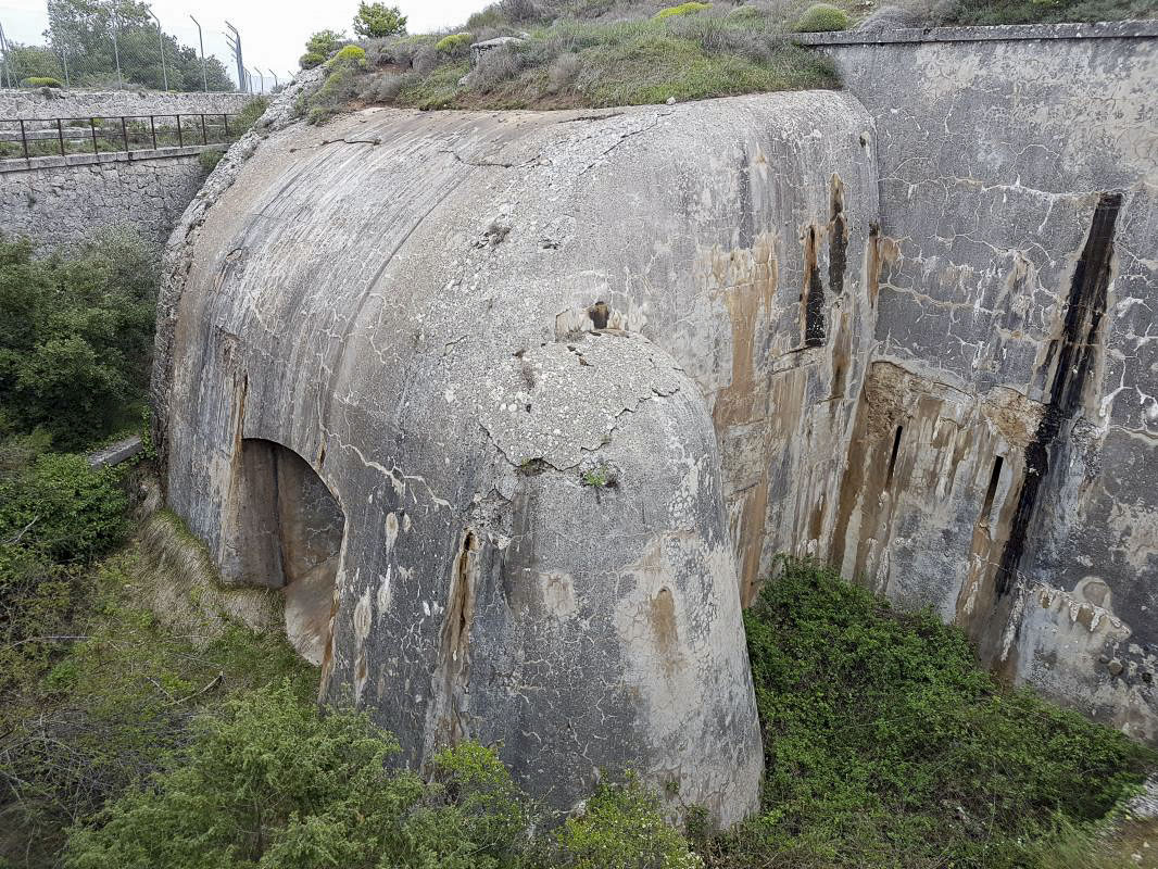 Ligne Maginot - MONT CHAUVE D'ASPREMONT - (Central téléphonique isolé) - Caponnière renforcée nord - ELLENA - CUNY