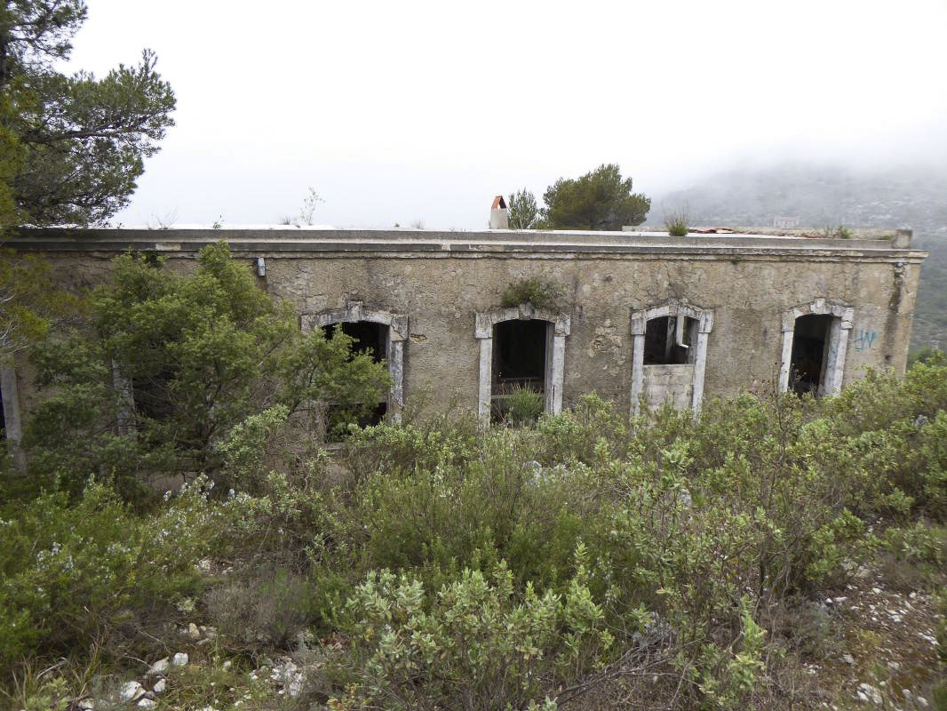 Ligne Maginot - MONT CHAUVE D'ASPREMONT - (Central téléphonique isolé) - Casernement de Guigo - ELLENA - CUNY