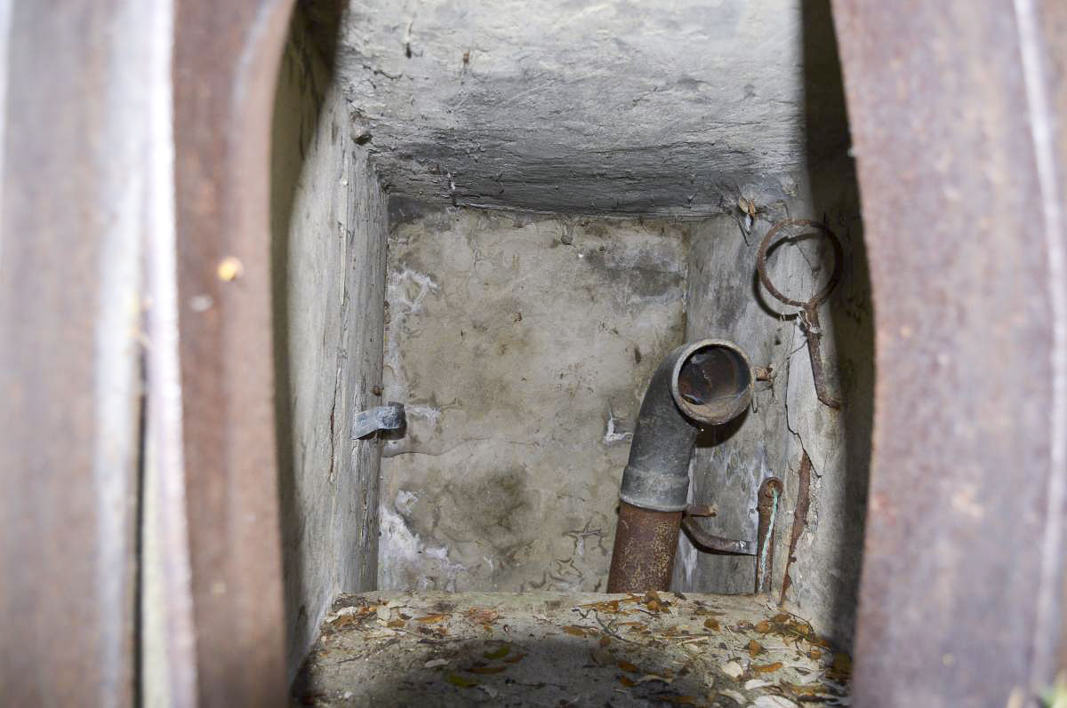 Ligne Maginot - MONT GROS DE ROQUEBRUNE - (Observatoire d'artillerie) - Cheminée - Michal Prasil