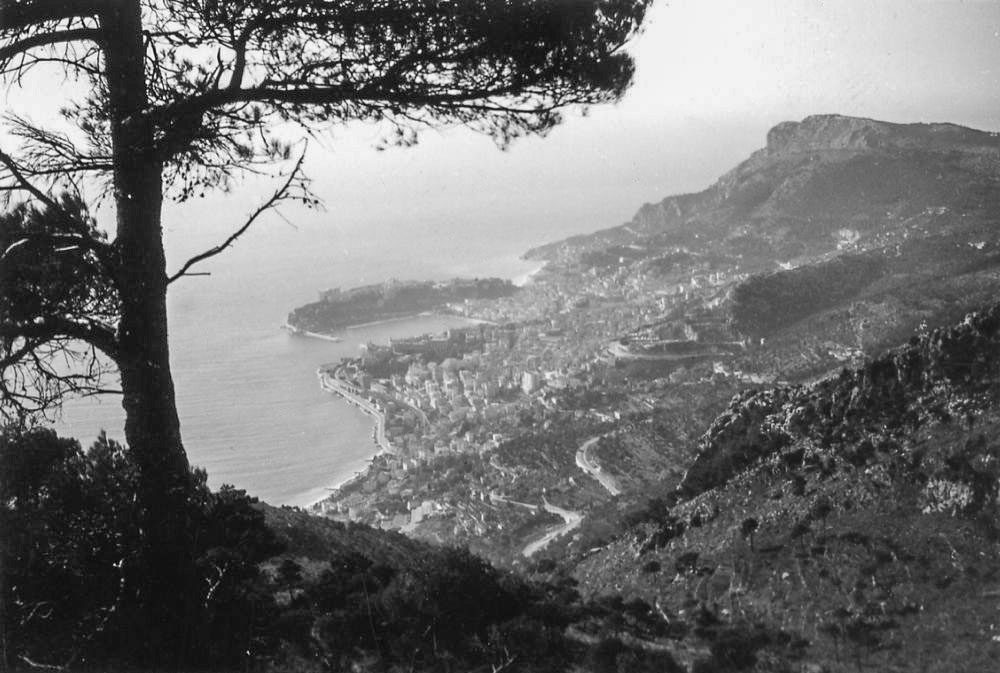 Ligne Maginot - MONT GROS DE ROQUEBRUNE - (Observatoire d'artillerie) - Vue de Monaco - Claude Varanfrain - li sfam tour
