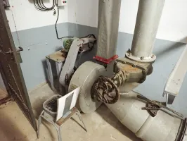 Ligne Maginot - FOUR A CHAUX - FAC - (Ouvrage d'artillerie) - Moteur et distributeur d'air filtré