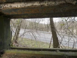 Ligne Maginot - GALGENBERG EST - (Blockhaus pour arme infanterie) - La vue depuis le créneaux frontal.