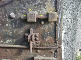 Ligne Maginot - B312 - ANSTAING - (Blockhaus pour canon) - La porte d'entrée
Détail 