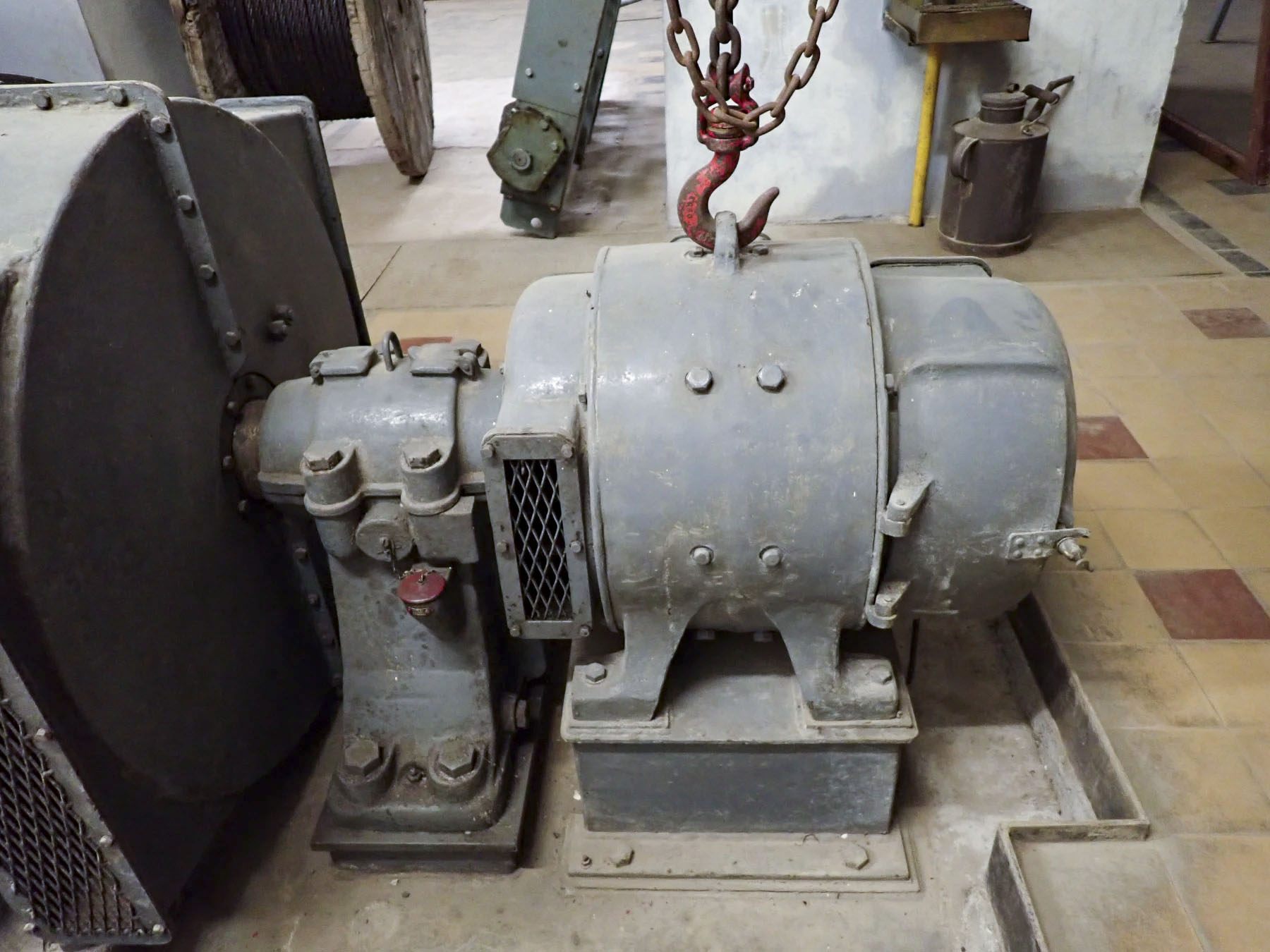 Ligne Maginot - FOUR A CHAUX - FAC - (Ouvrage d'artillerie) - Moteur d'entrainement - J.Luc